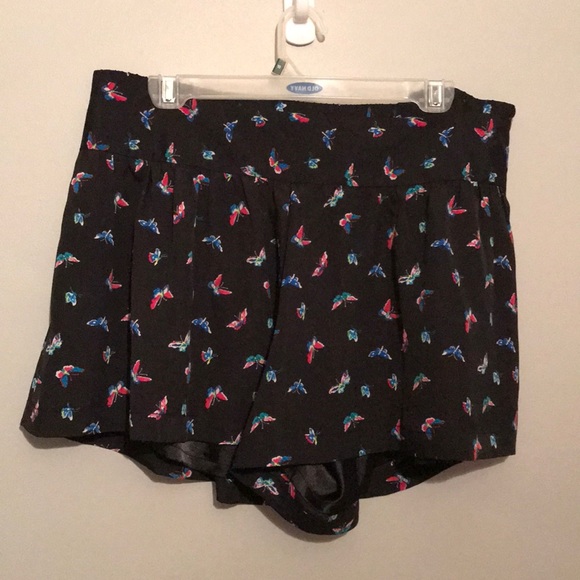 Express Pants - Express Butterfly Shorts
